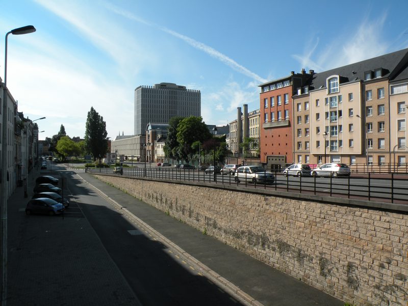  l'avenue du Peuple Belge